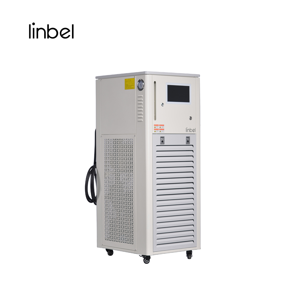 High and low temperature integrated reaction equipment