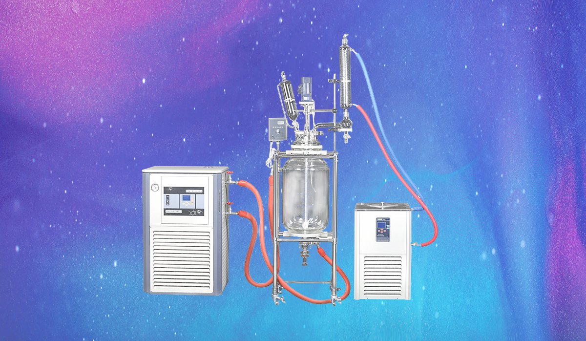 Why can the glass reactor achieve accurate temperature control?