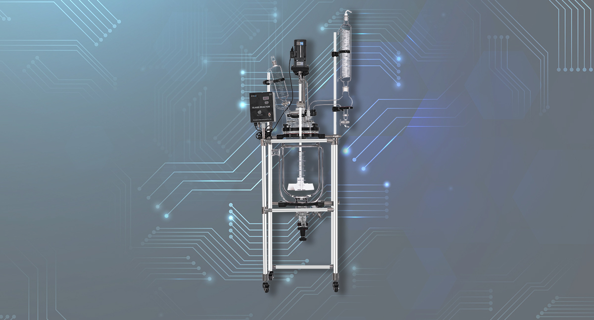 How to clean the jacketed glass reactor?